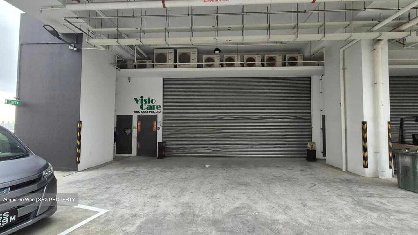 REVV (D22), Factory #460318851